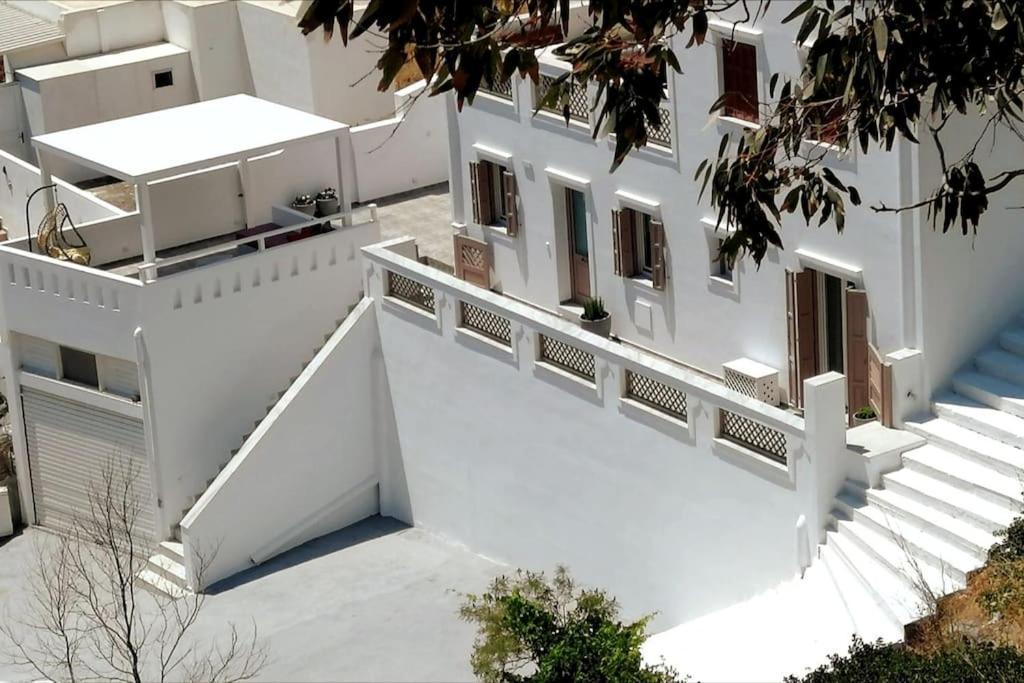 Aurora Apartment Pera Gyalos Bagian luar foto